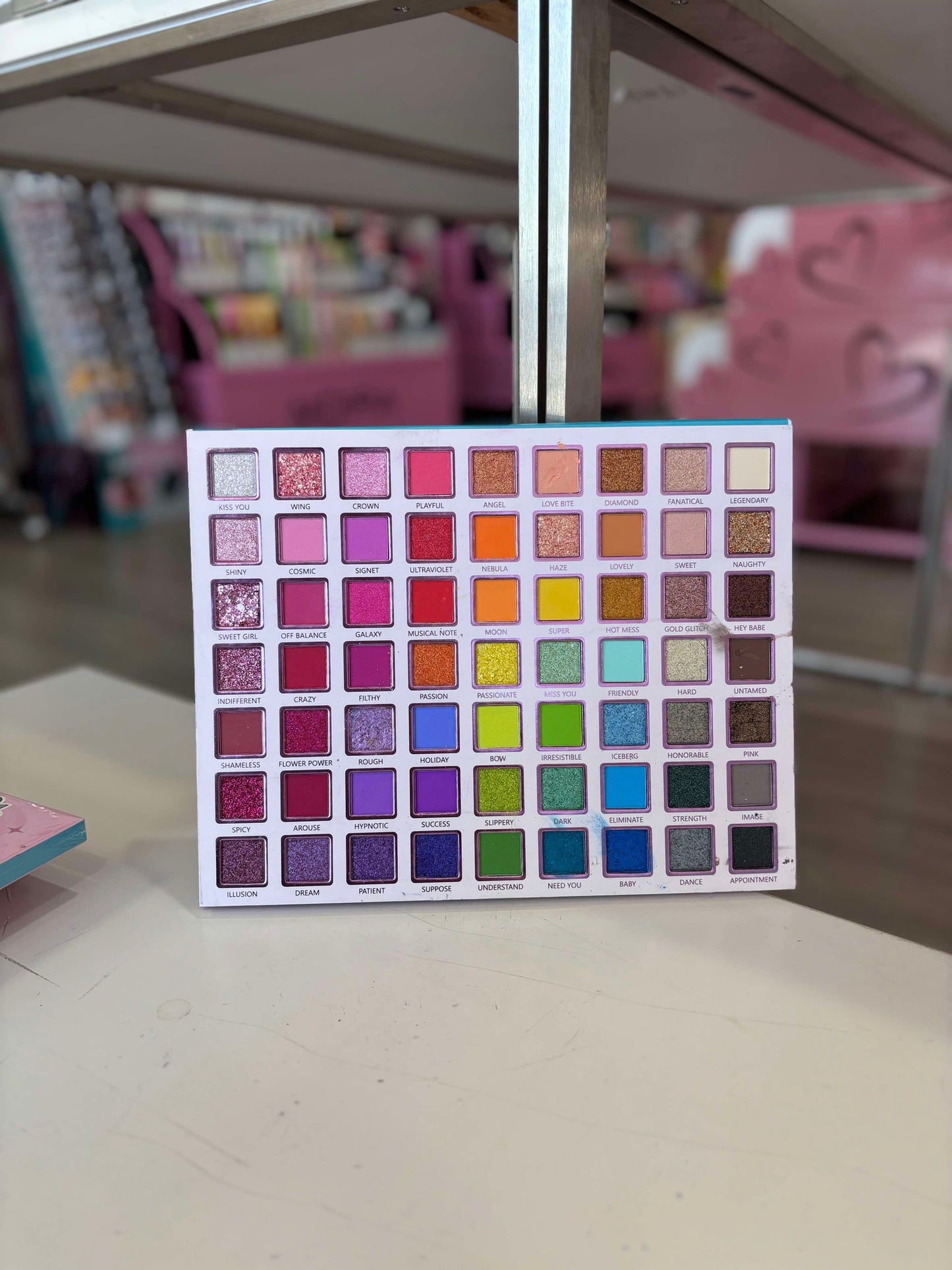 YERI MUA EYESHADOW PALETTE