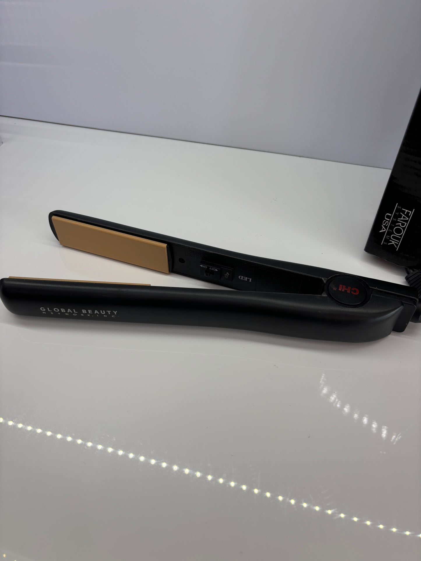 CHI CERAMIC HAIRSTYLING IRON